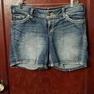 Silver Jeans Suki Surplus Shorts